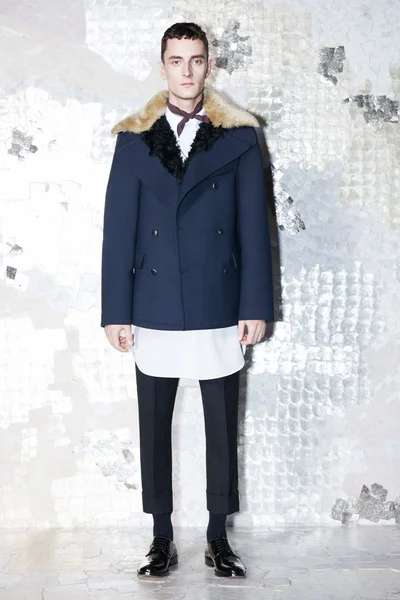 Look 1